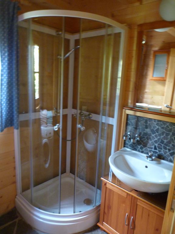Knusperhaeusl Villa Uttendorf Szoba fotó