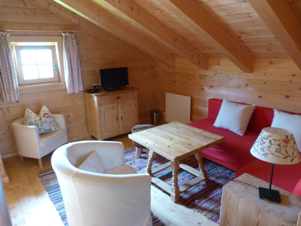Knusperhaeusl Villa Uttendorf Szoba fotó